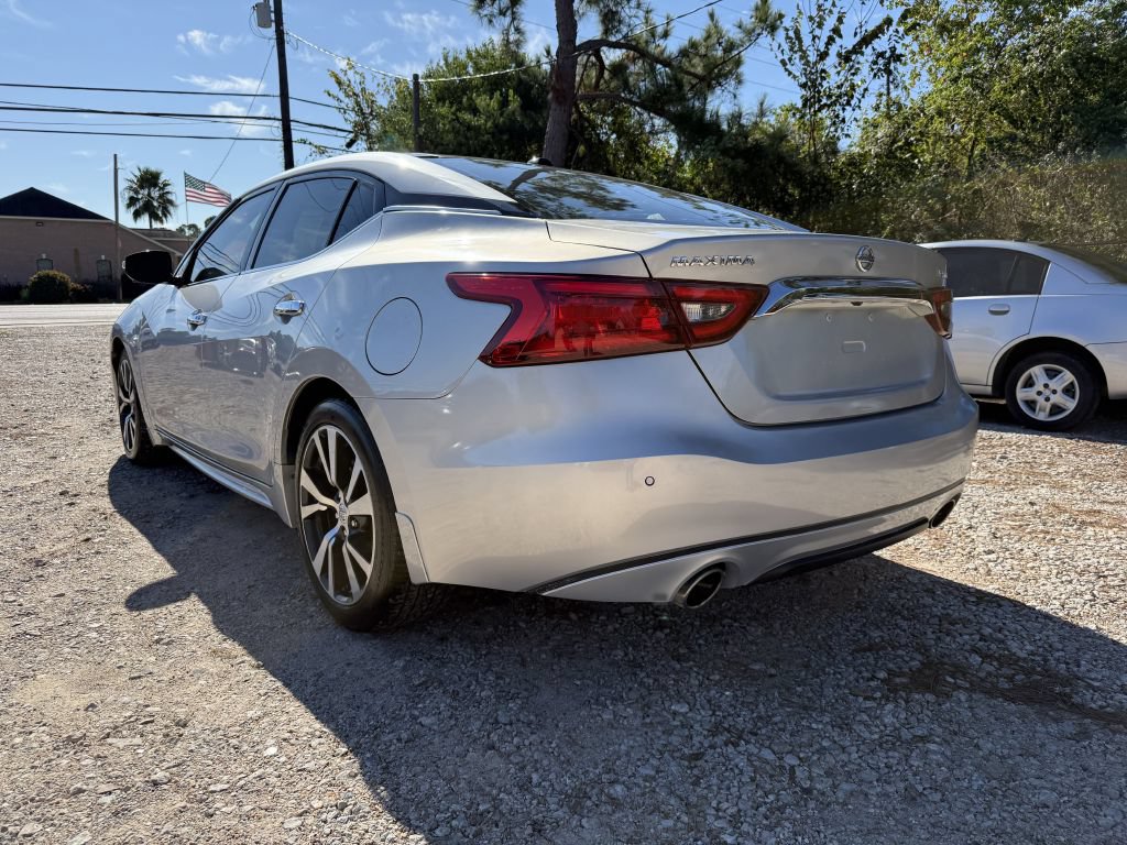 Used 2017 Nissan Maxima Platinum FWD image 7