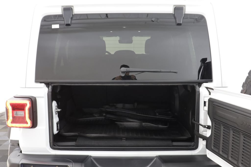 Used 2024 Jeep Wrangler Unlimited Rubicon AWD/4WD image 20