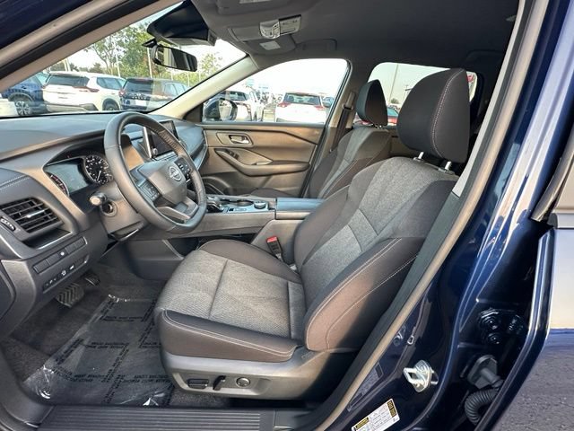 Certified 2025 Nissan Rogue SV AWD/4WD image 22