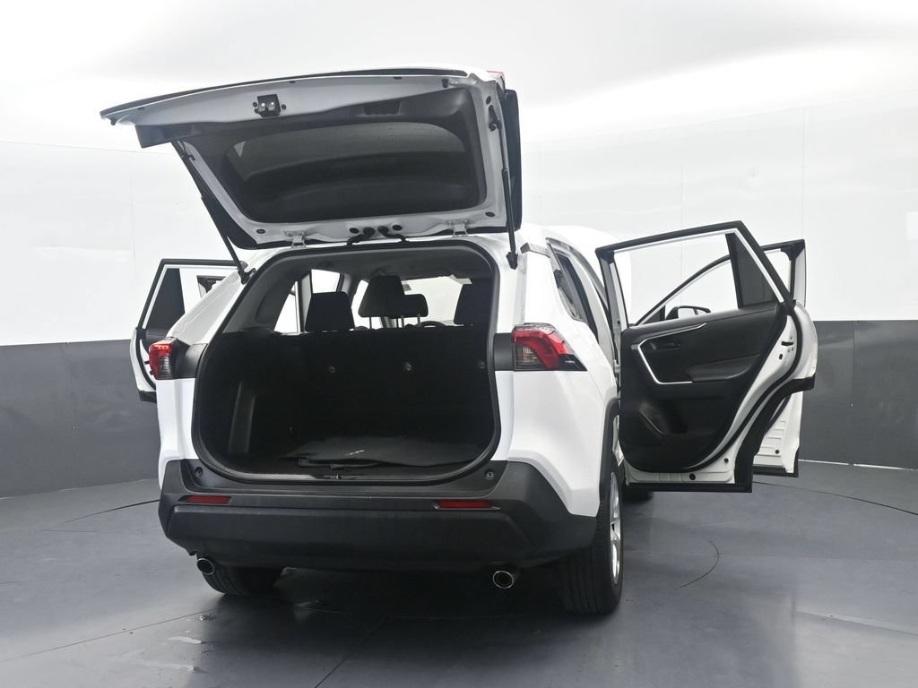 Used 2025 Toyota RAV4 LE AWD/4WD image 70