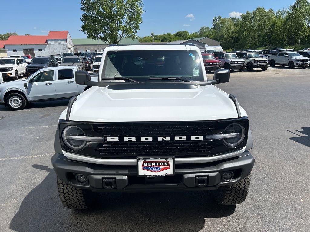 New 2026 Ford Bronco Badlands w/ Sasquatch Package AWD/4WD image 3