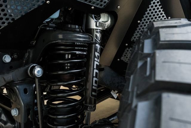 Used 2025 Jeep Gladiator Rubicon w/ Safety Group AWD/4WD image 34