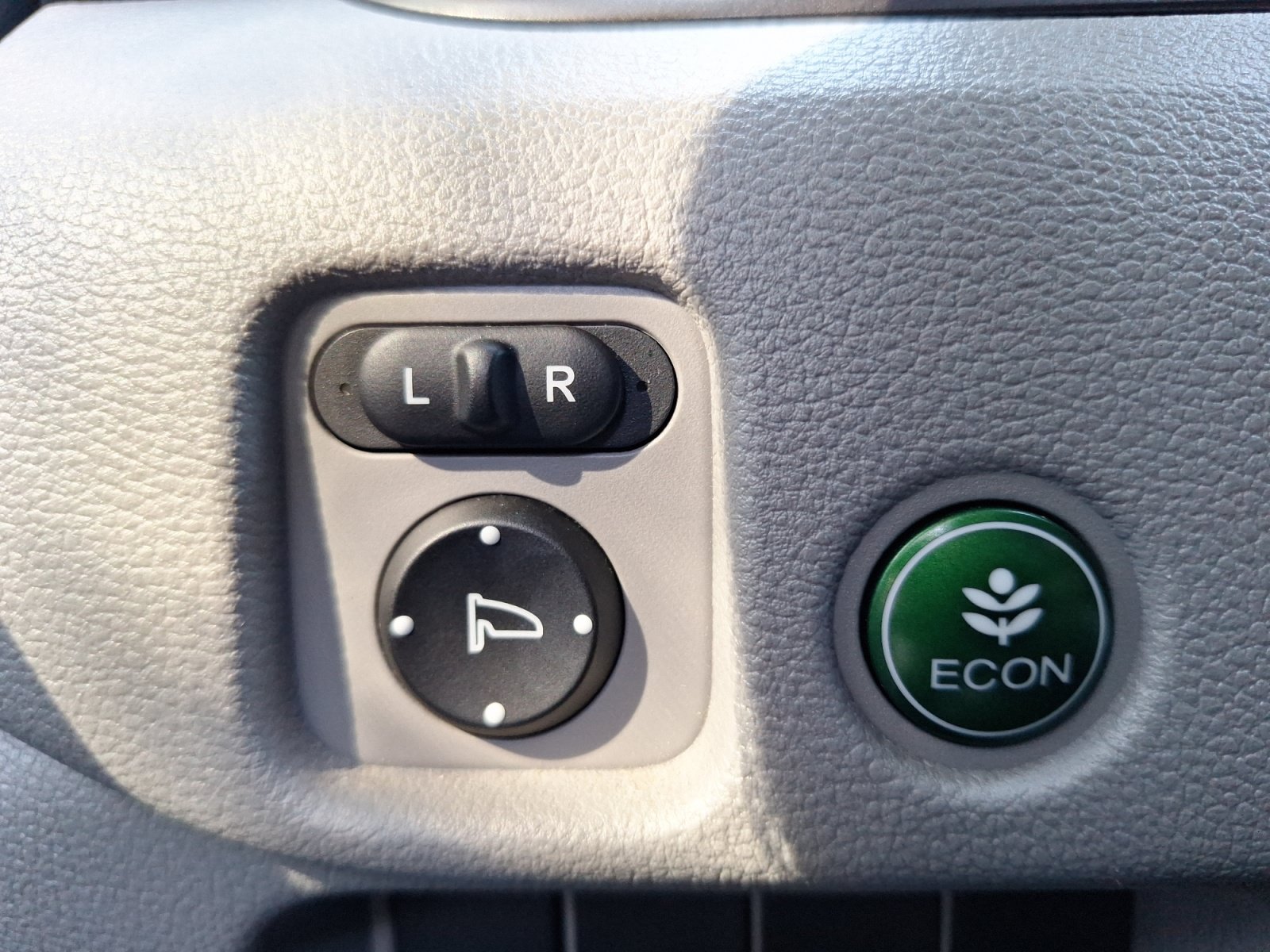 Used 2016 Honda Pilot EX-L image 25