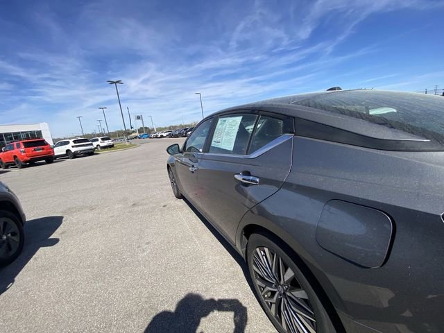 Used 2025 Nissan Altima 2.5 SV image 6