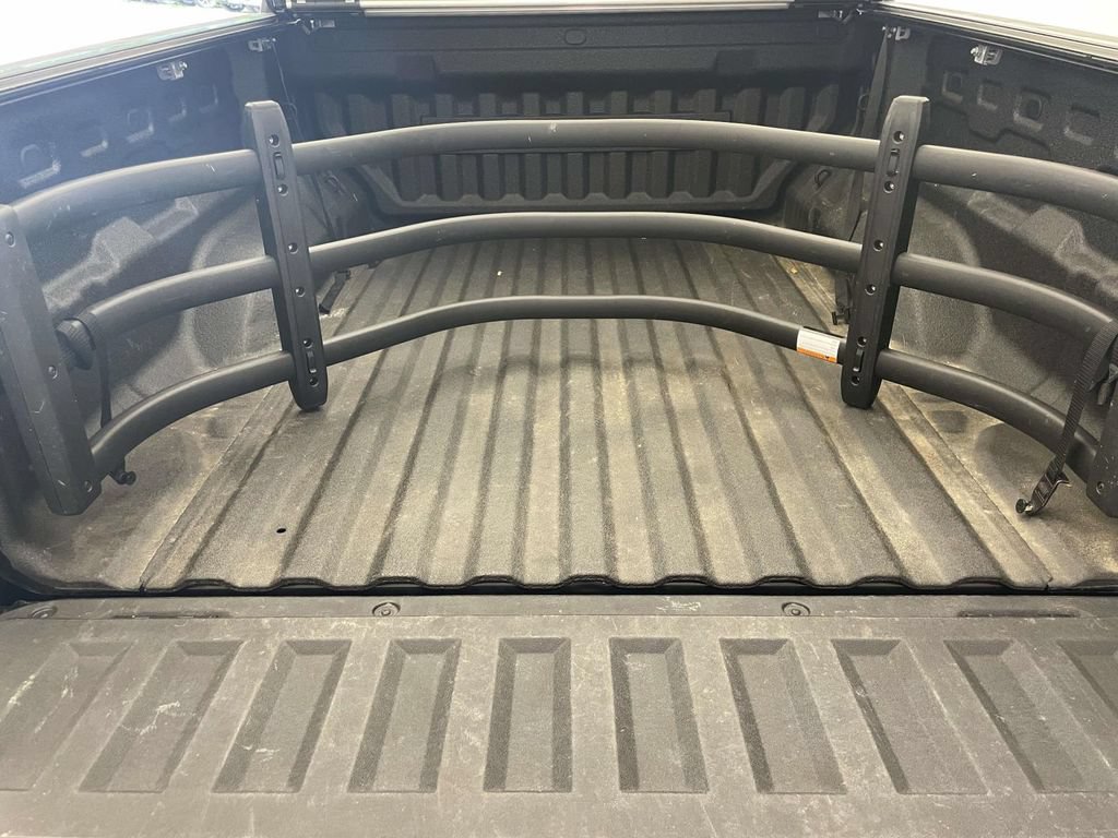 Used 2023 Chevrolet Colorado ZR2 w/ ZR2 Convenience Package III AWD/4WD image 17