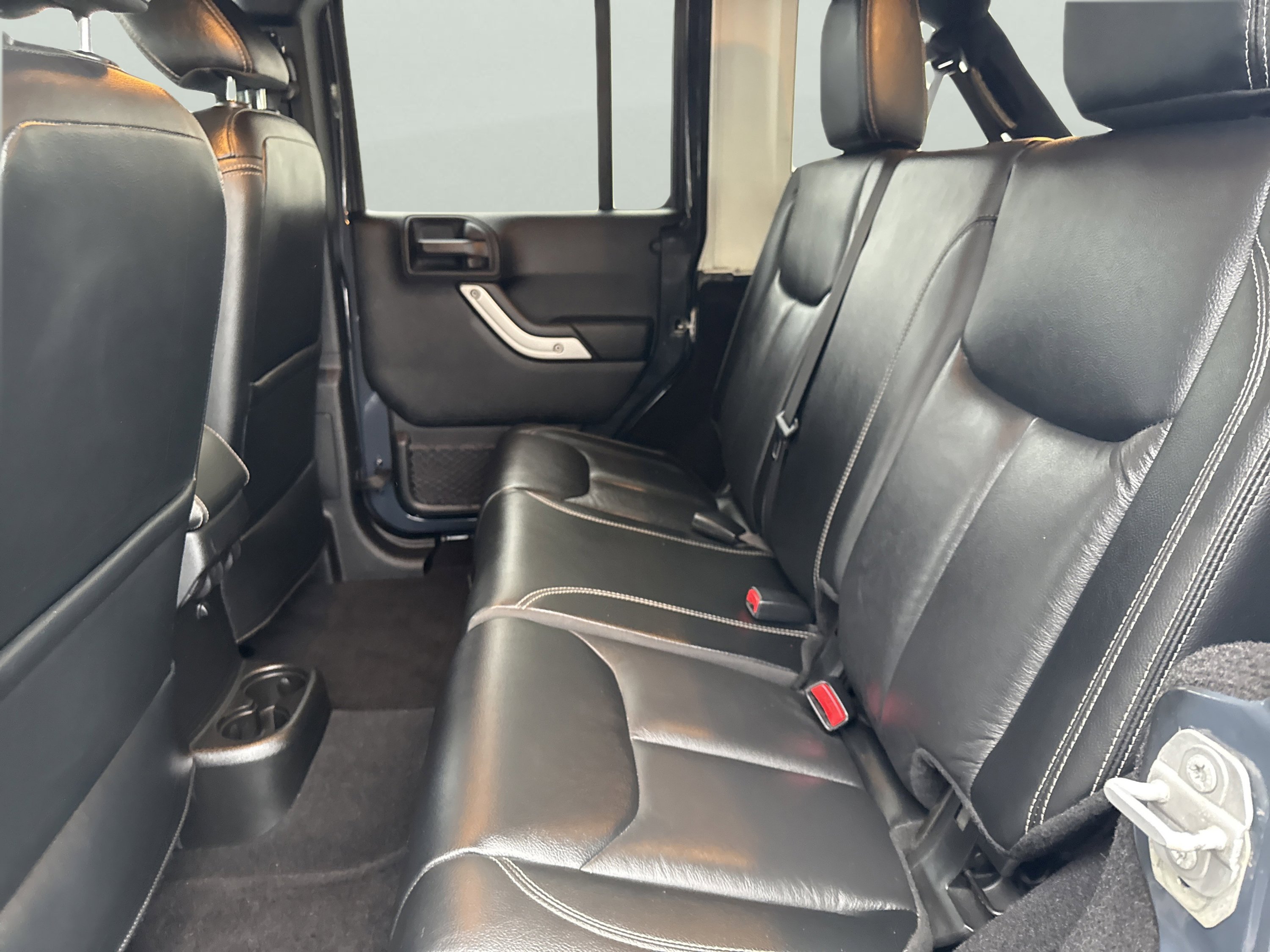 Used 2017 Jeep Wrangler Unlimited Sahara w/ Quick Order Package 24E Chief image 9