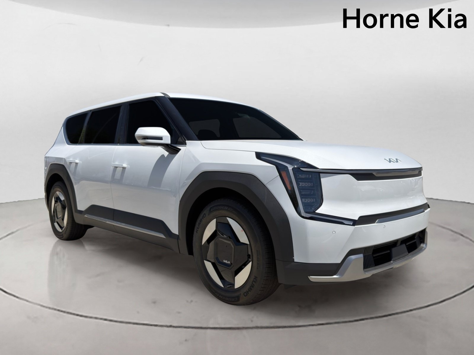 New 2026 Kia EV9 Light RWD image 2