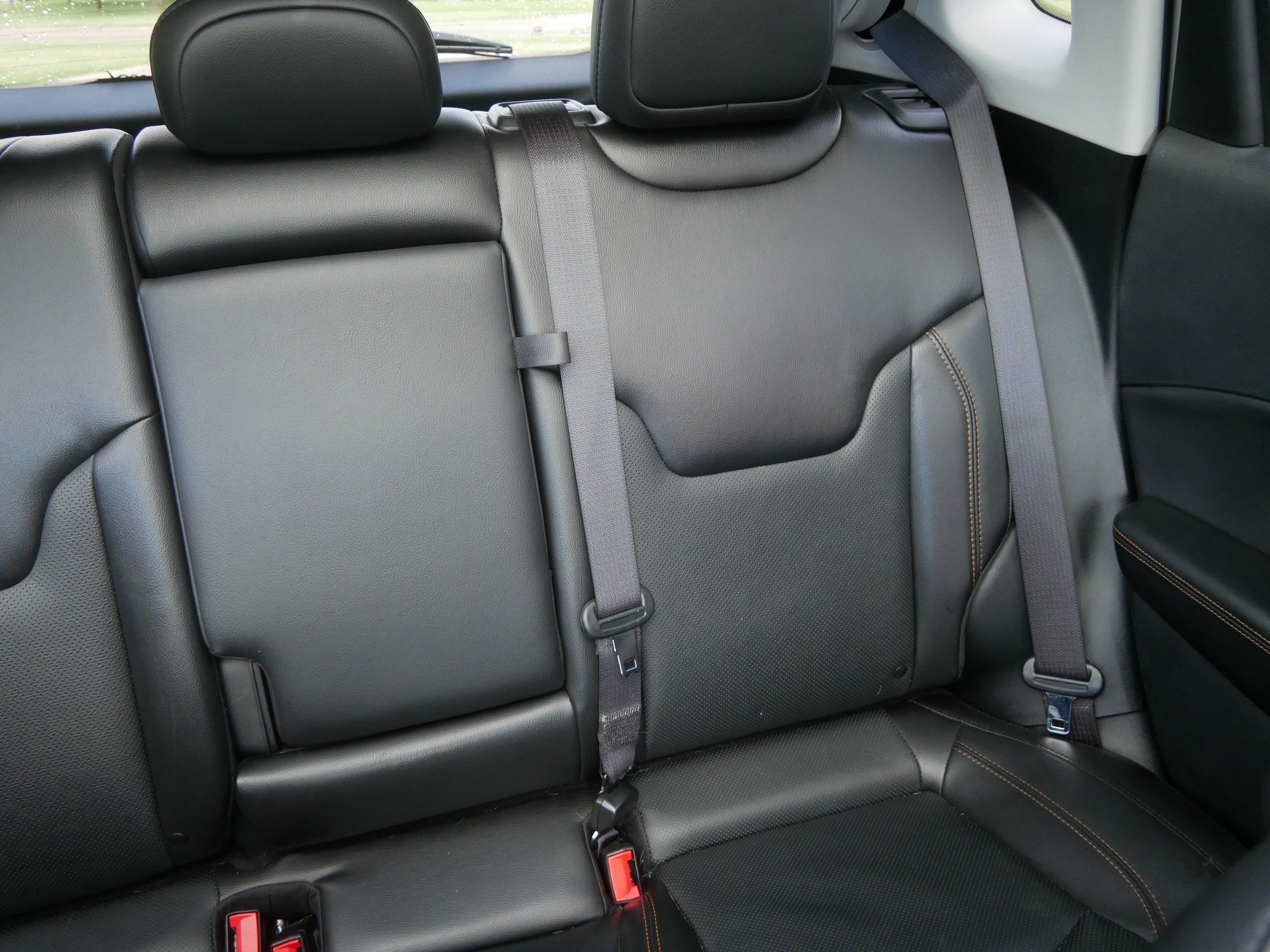 Used 2021 Jeep Compass Limited w/ Sun and Sound Group AWD/4WD image 14