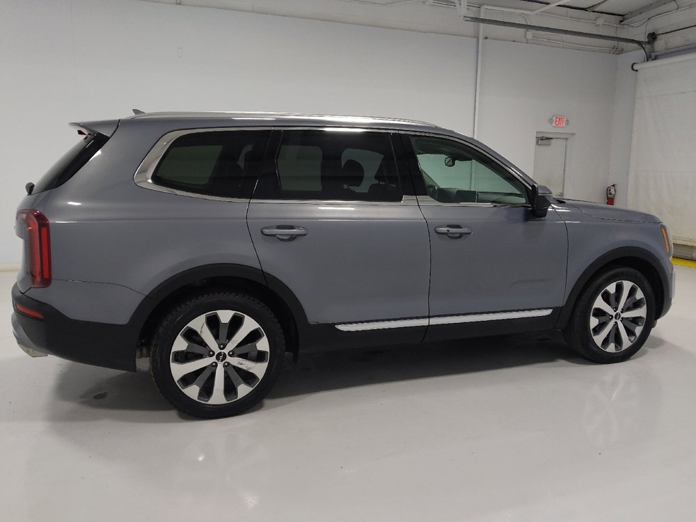 Used 2022 Kia Telluride EX w/ EX Premium Package FWD image 10