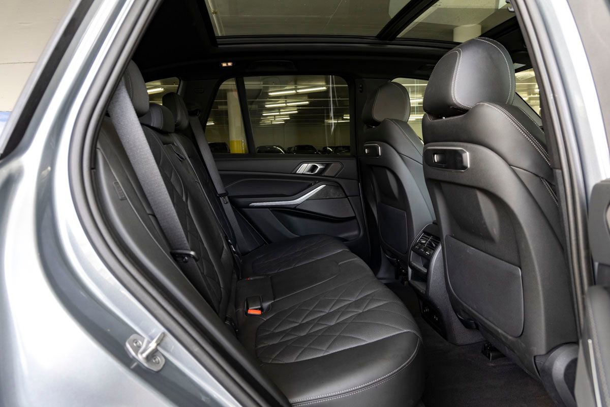 Certified 2024 BMW X5 sDrive40i w/ Premium Package image 24