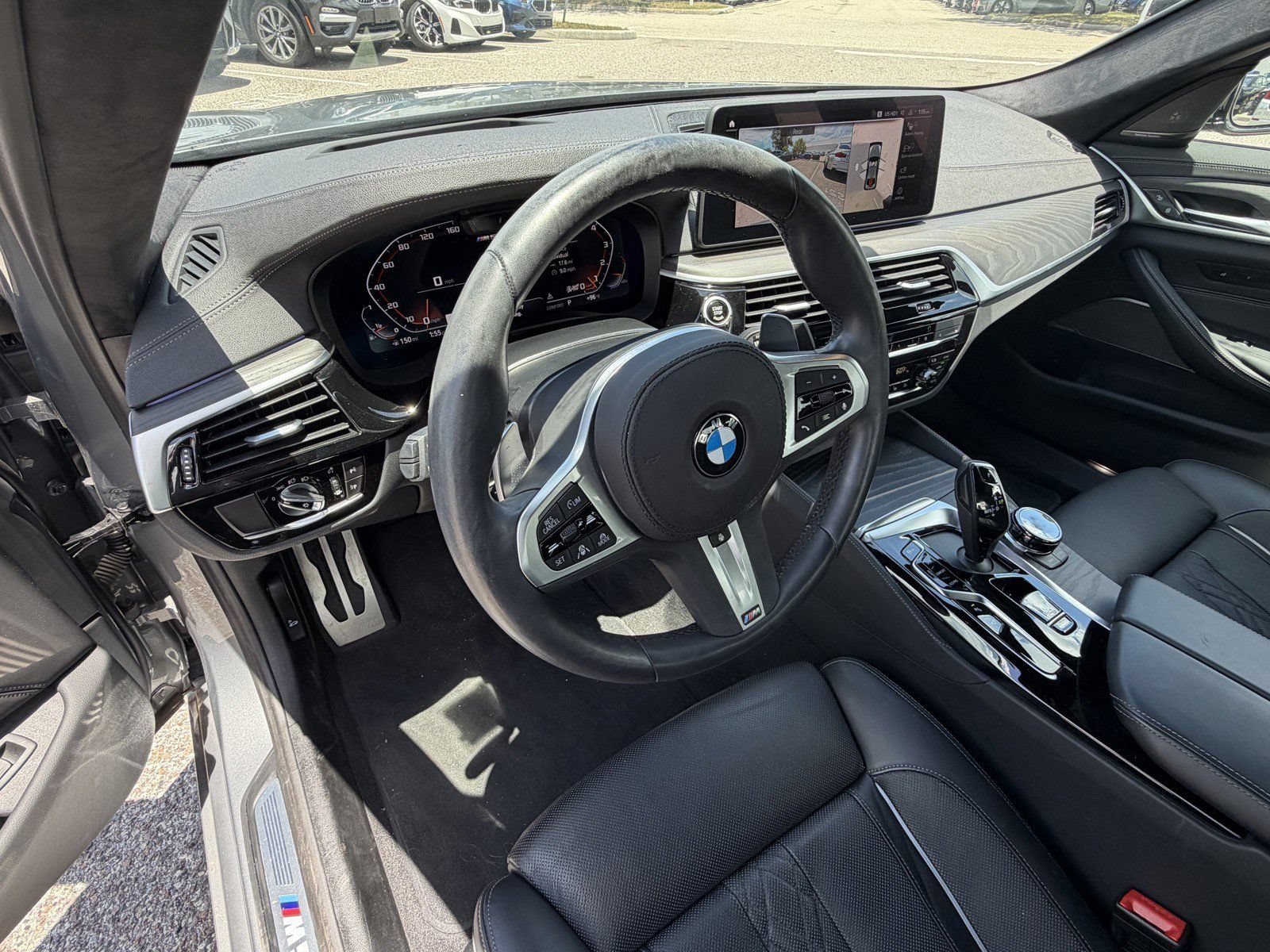 Used 2023 BMW M550i xDrive w/ Dynamic Handling Package AWD/4WD image 21