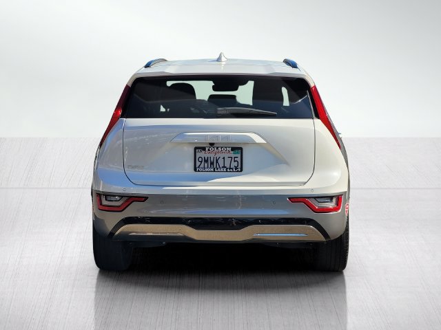 Used 2024 Kia Niro Wave w/ Wave Preserve Package FWD image 5