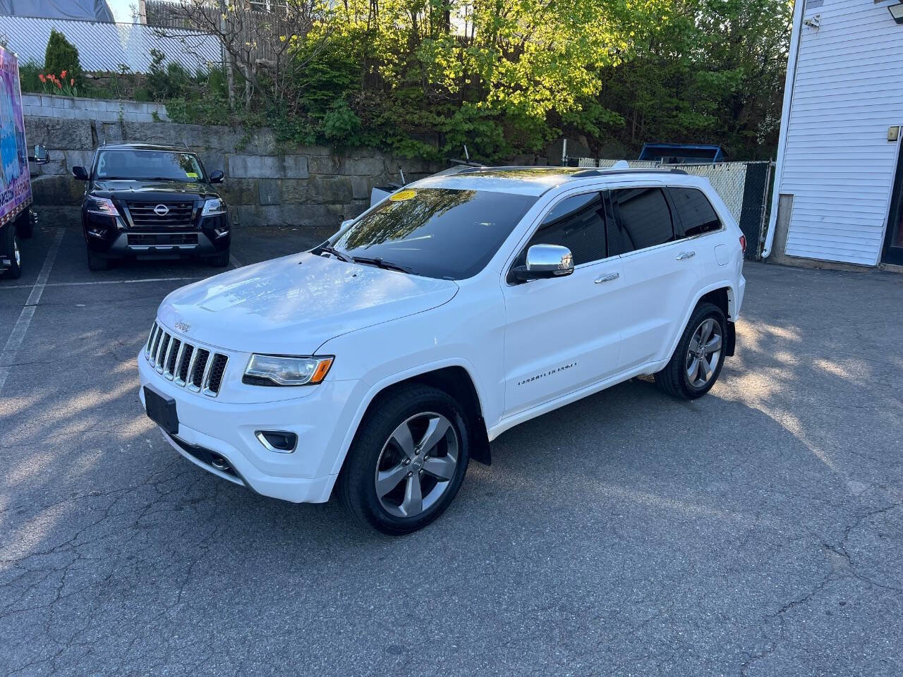 Used 2015 Jeep Grand Cherokee Overland AWD/4WD image 3