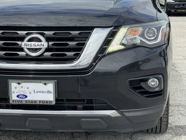 Used 2017 Nissan Pathfinder Platinum FWD image 9