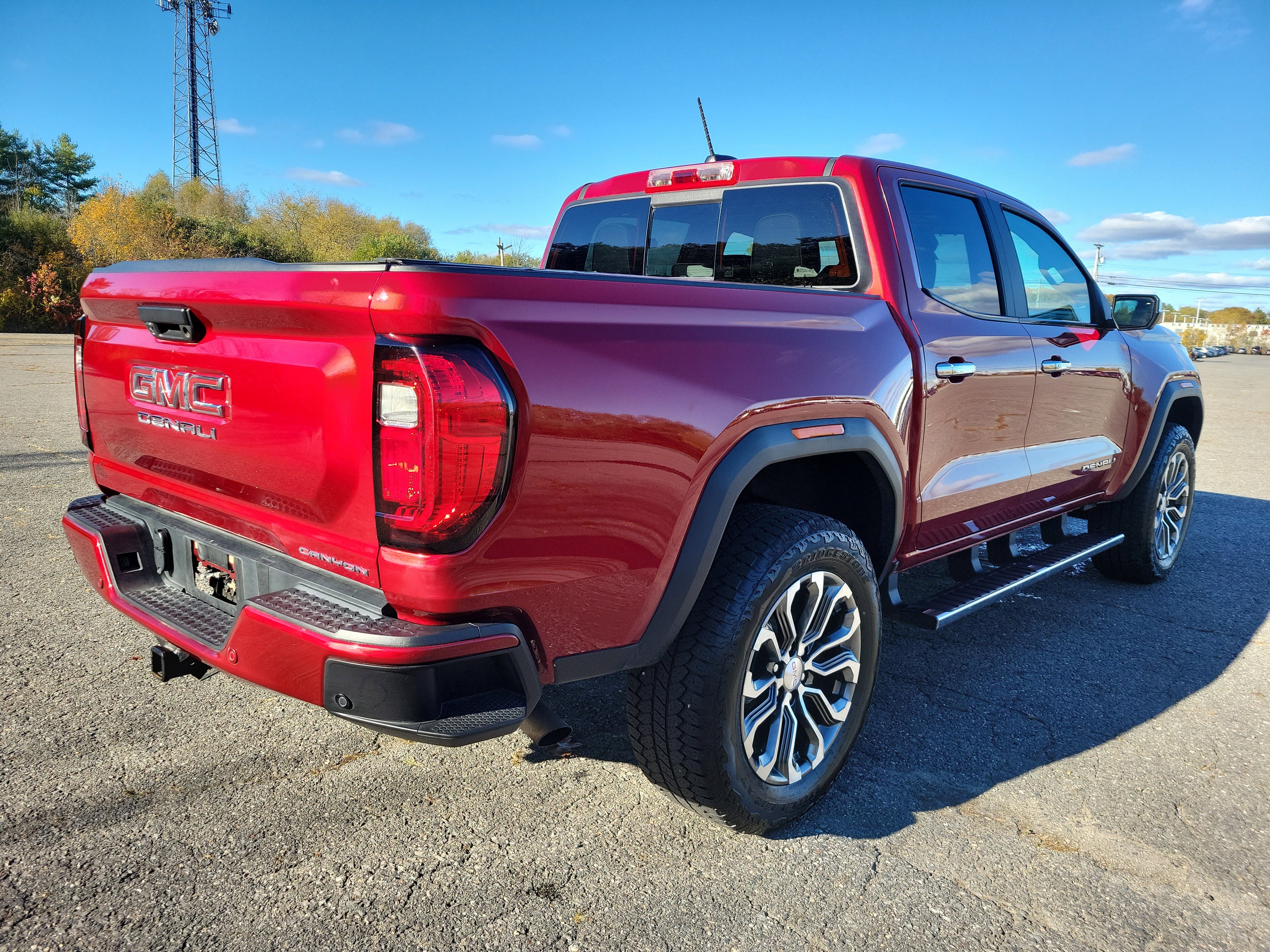 Certified 2024 GMC Canyon Denali image 5