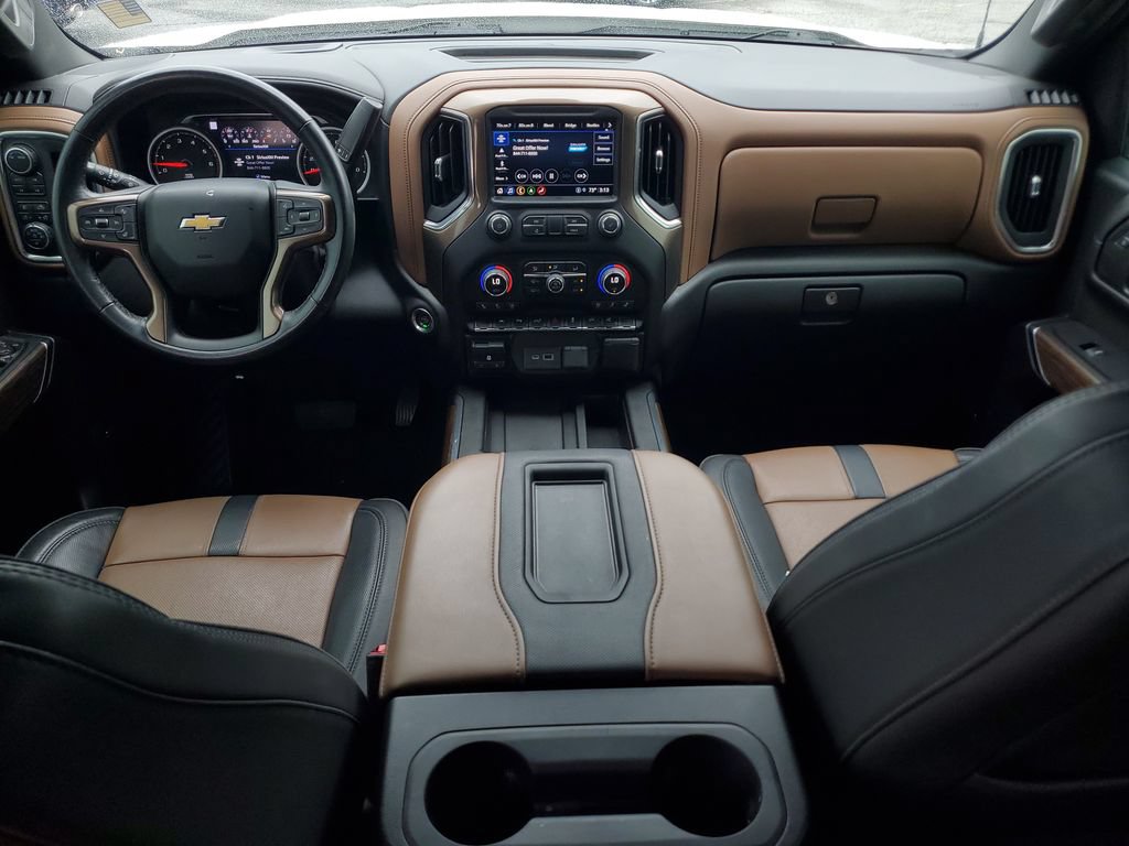 Used 2022 Chevrolet Silverado 1500 High Country AWD/4WD image 17
