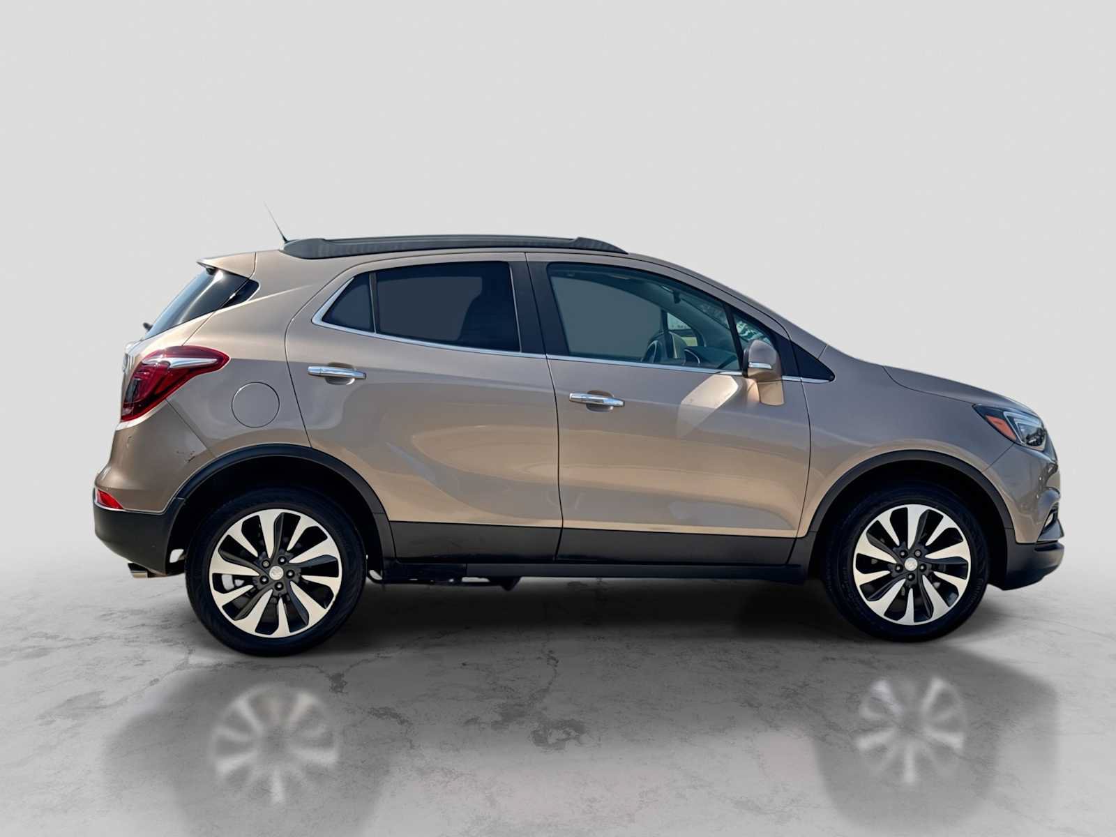 Used 2018 Buick Encore Preferred AWD/4WD image 7