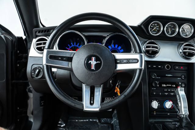 Used 2006 Ford Mustang GT image 28