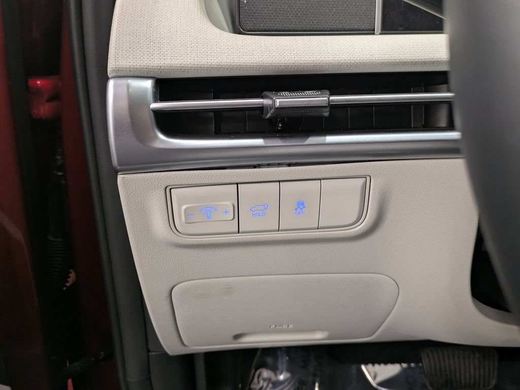 Certified 2025 Hyundai Tucson SEL AWD/4WD image 20