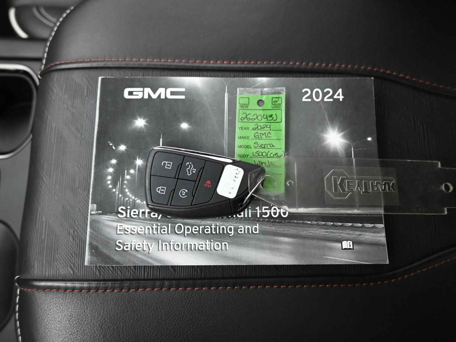 Used 2024 GMC Sierra 1500 AT4X AWD/4WD image 20