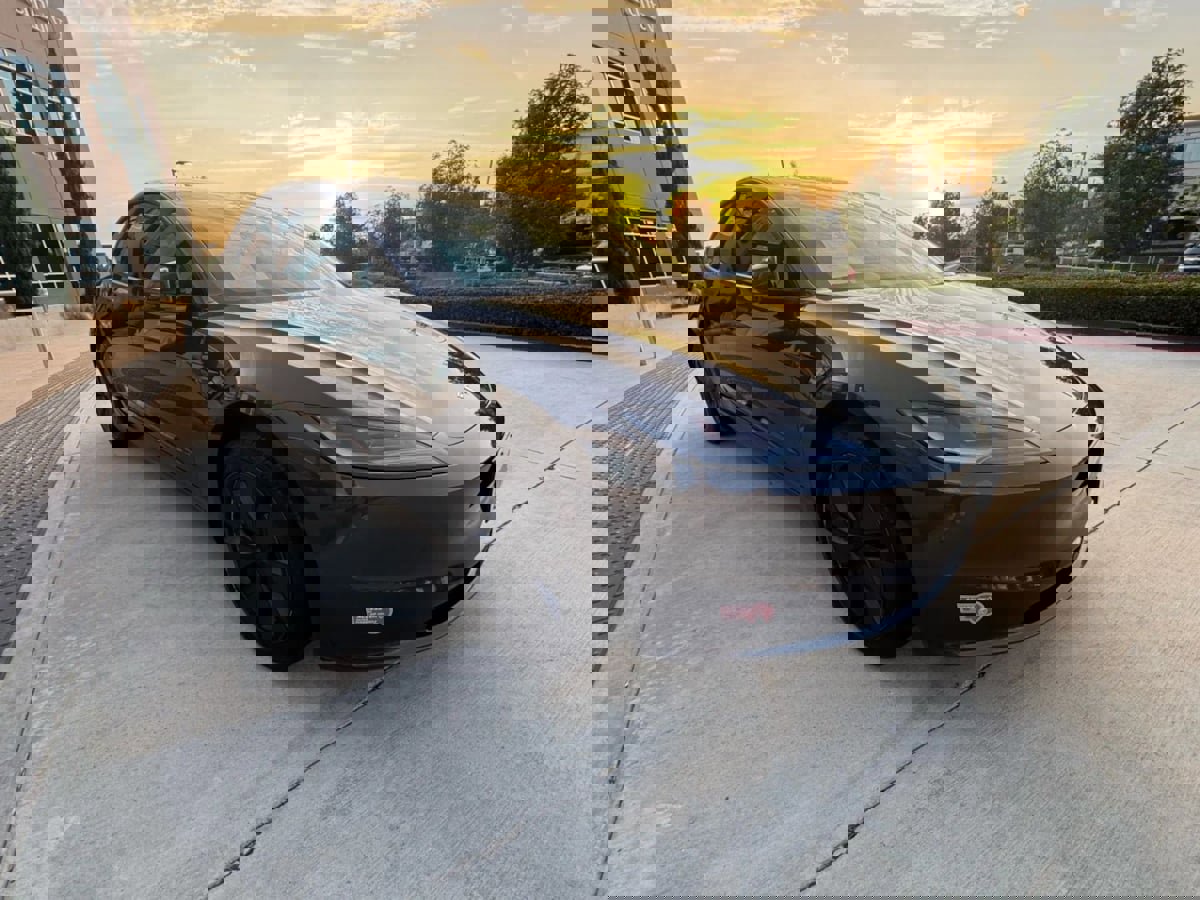 Used 2024 Tesla Model 3 Long Range image 3
