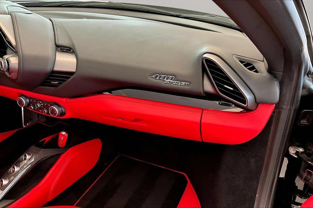 Used 2017 Ferrari 488 Spider RWD image 20