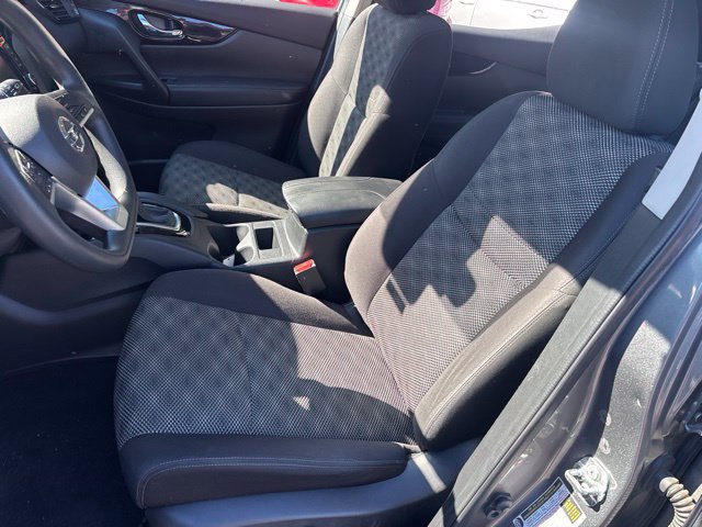 Used 2019 Nissan Rogue Sport SV FWD image 11