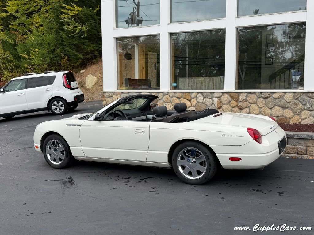 Used 2002 Ford Thunderbird image 3
