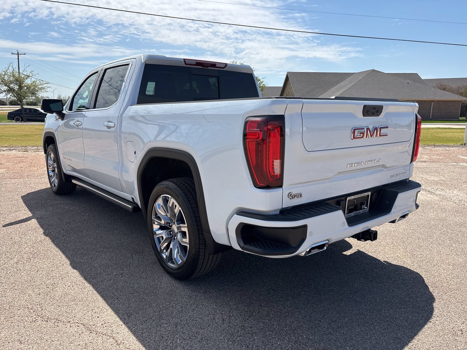 New 2026 GMC Sierra 1500 Denali w/ Denali Reserve Package AWD/4WD image 4