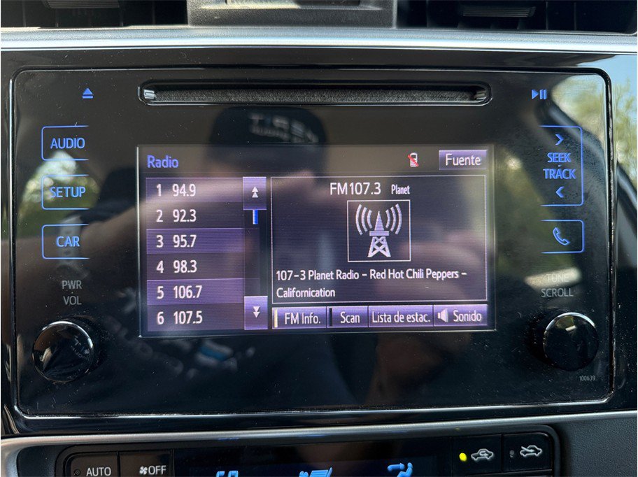 Used 2019 Toyota Corolla LE FWD image 21