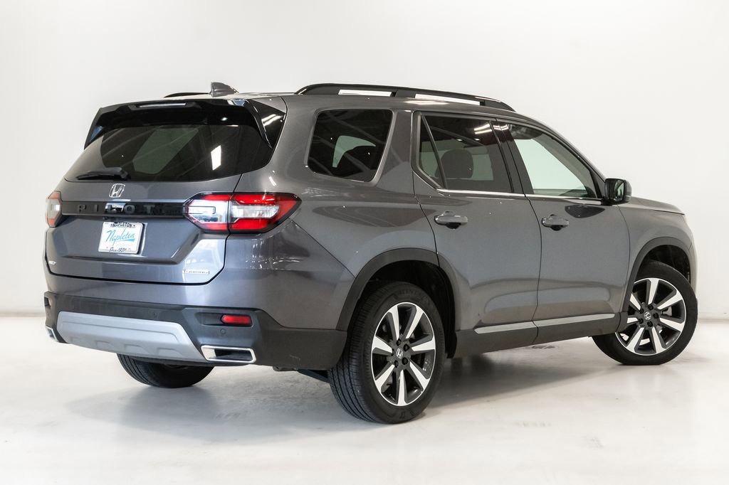 Used 2024 Honda Pilot Touring image 30