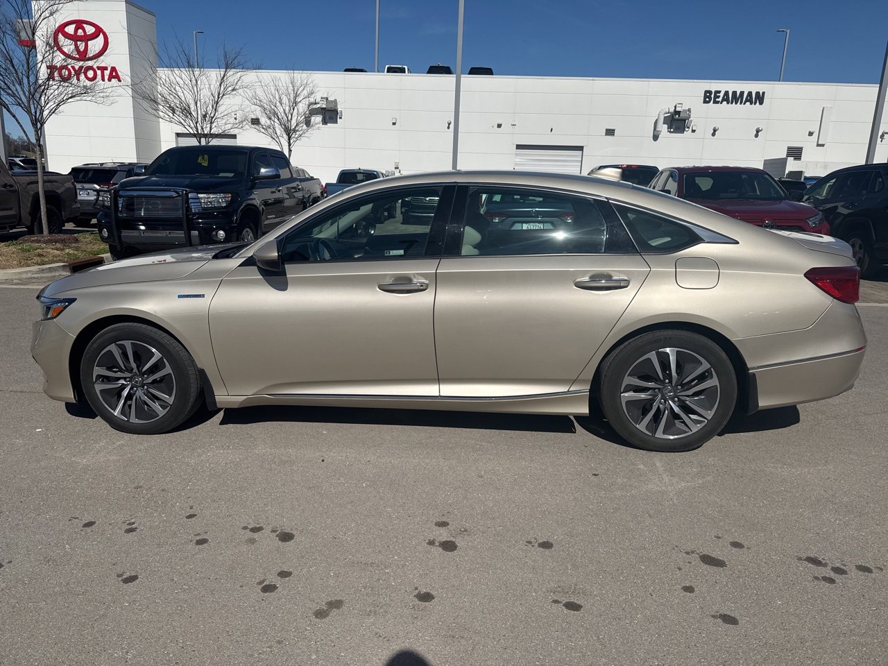 Used 2020 Honda Accord Touring image 6