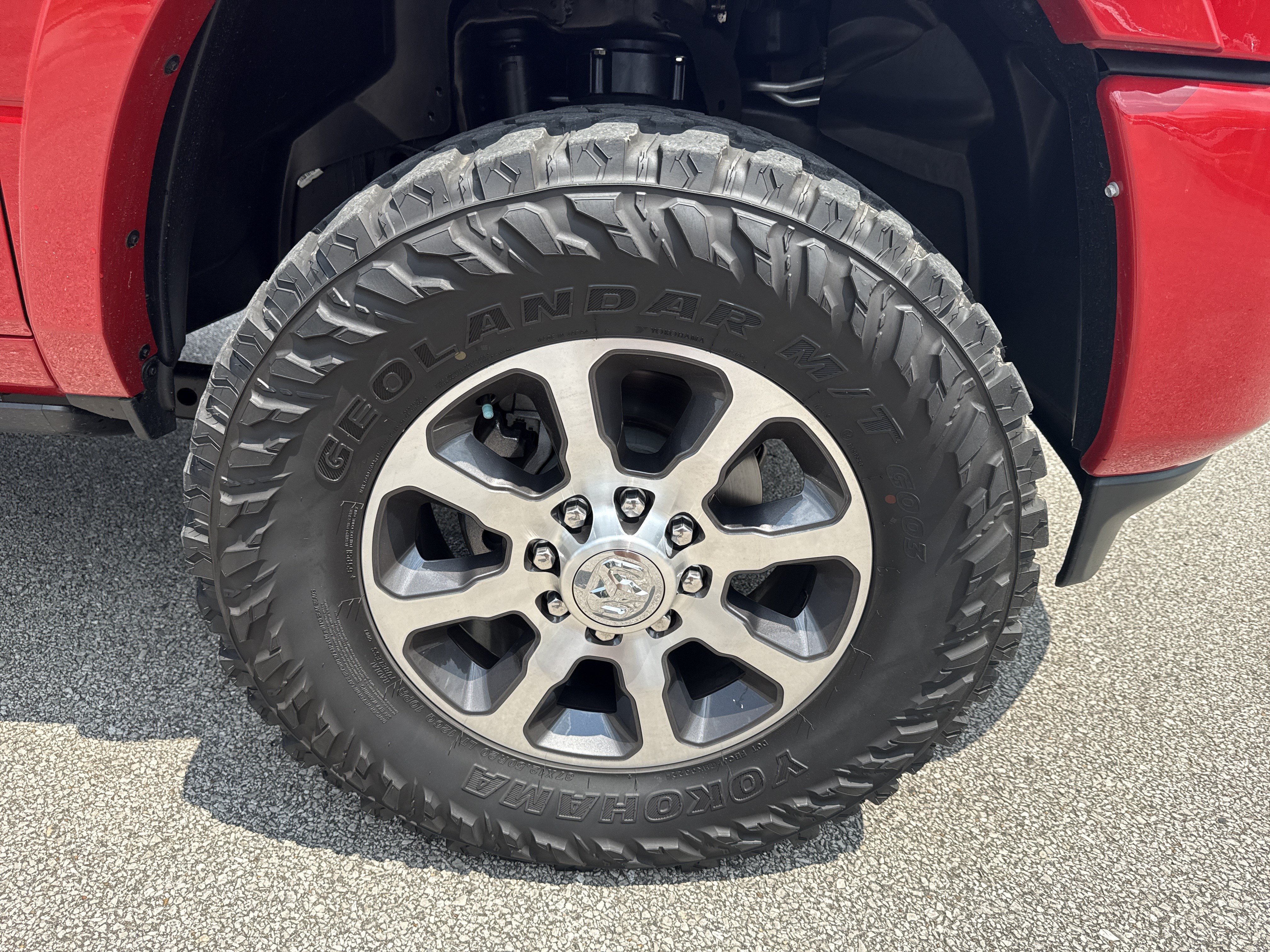 Used 2024 RAM 2500 Limited w/ Towing Technology Group AWD/4WD image 12