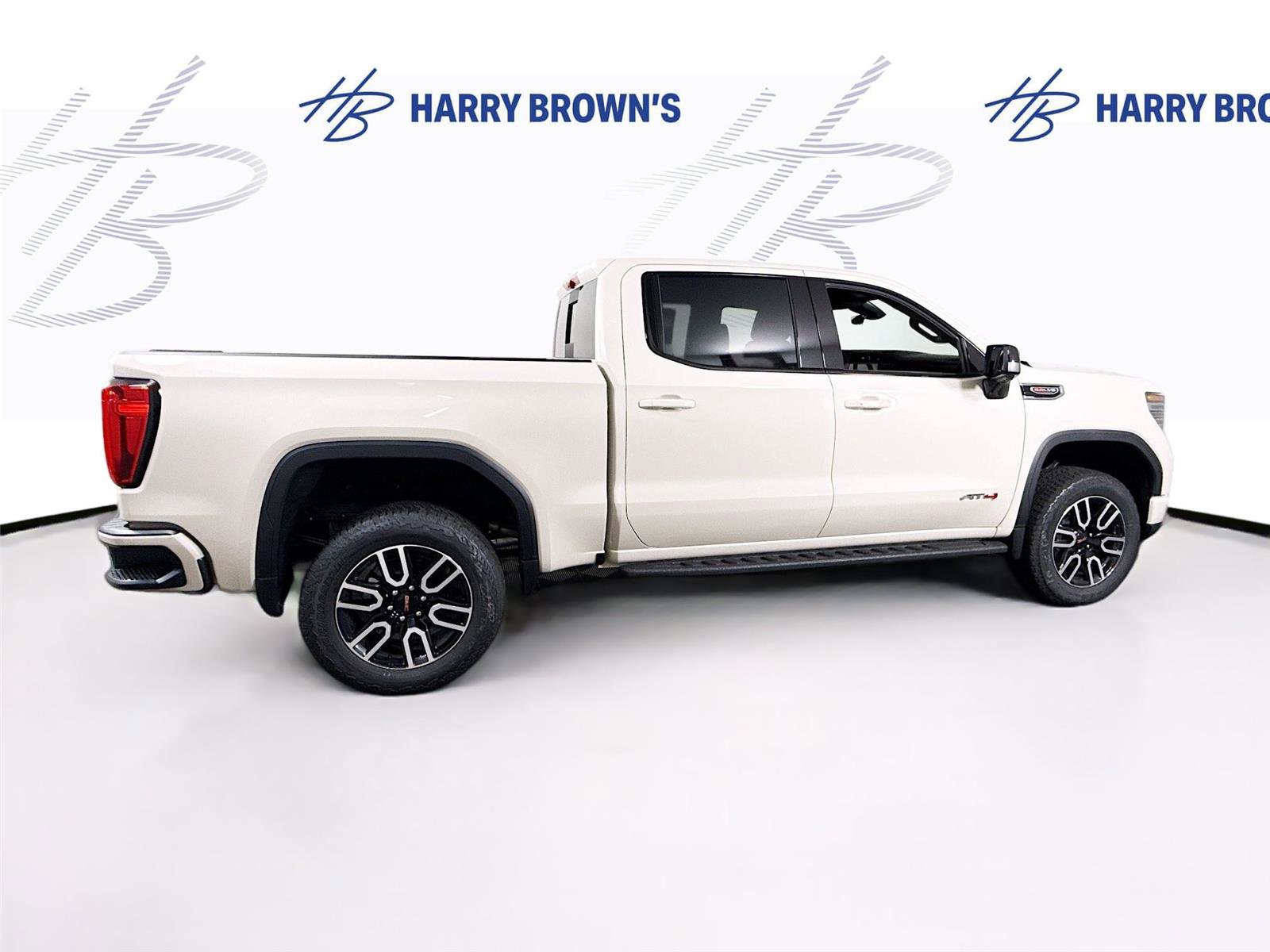 New 2026 GMC Sierra 1500 AT4 w/ AT4 Premium Package AWD/4WD image 33