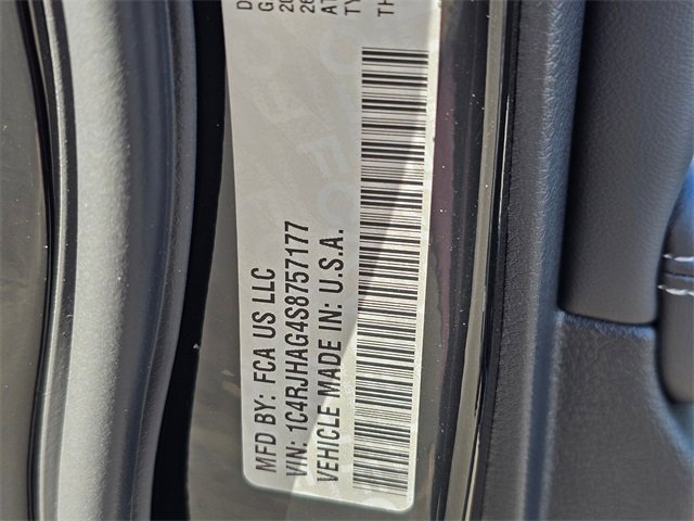 New 2025 Jeep Grand Cherokee Altitude image 30