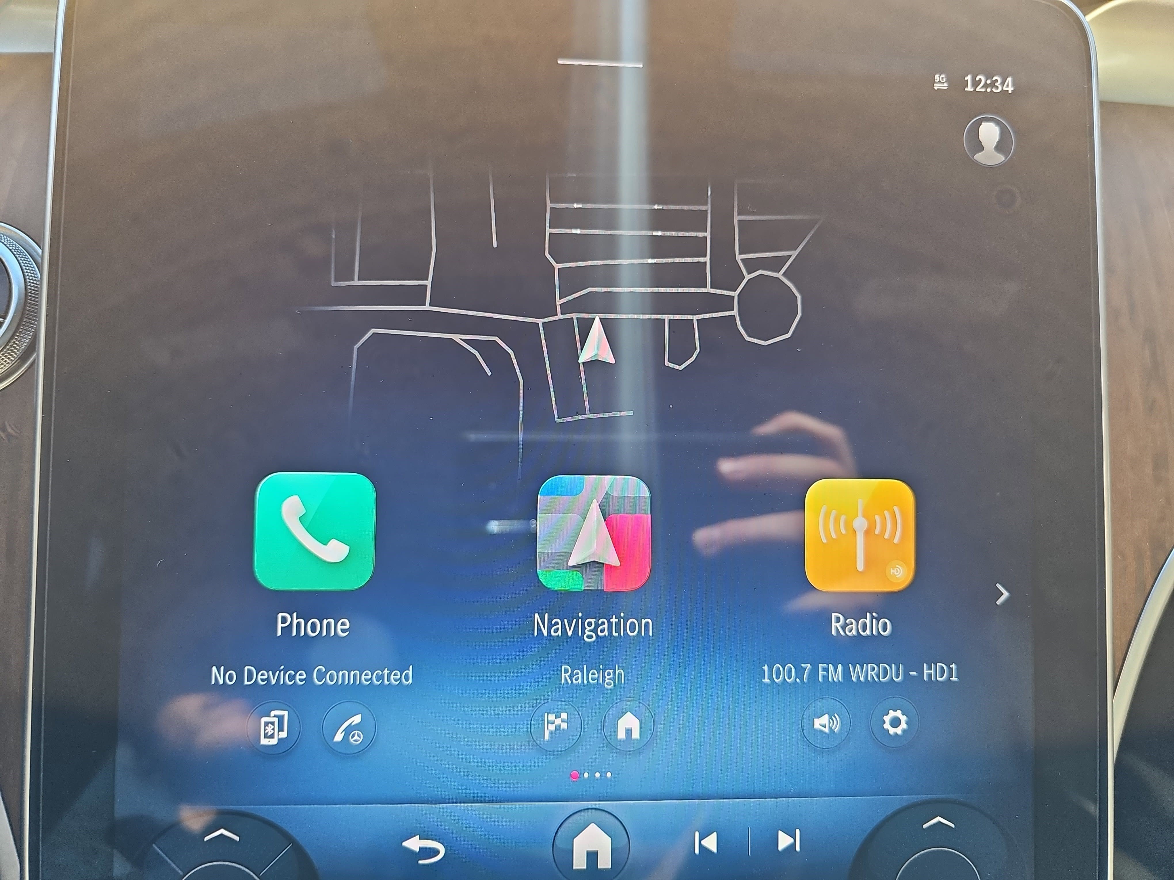 Certified 2025 Mercedes-Benz C 300 Sedan image 24