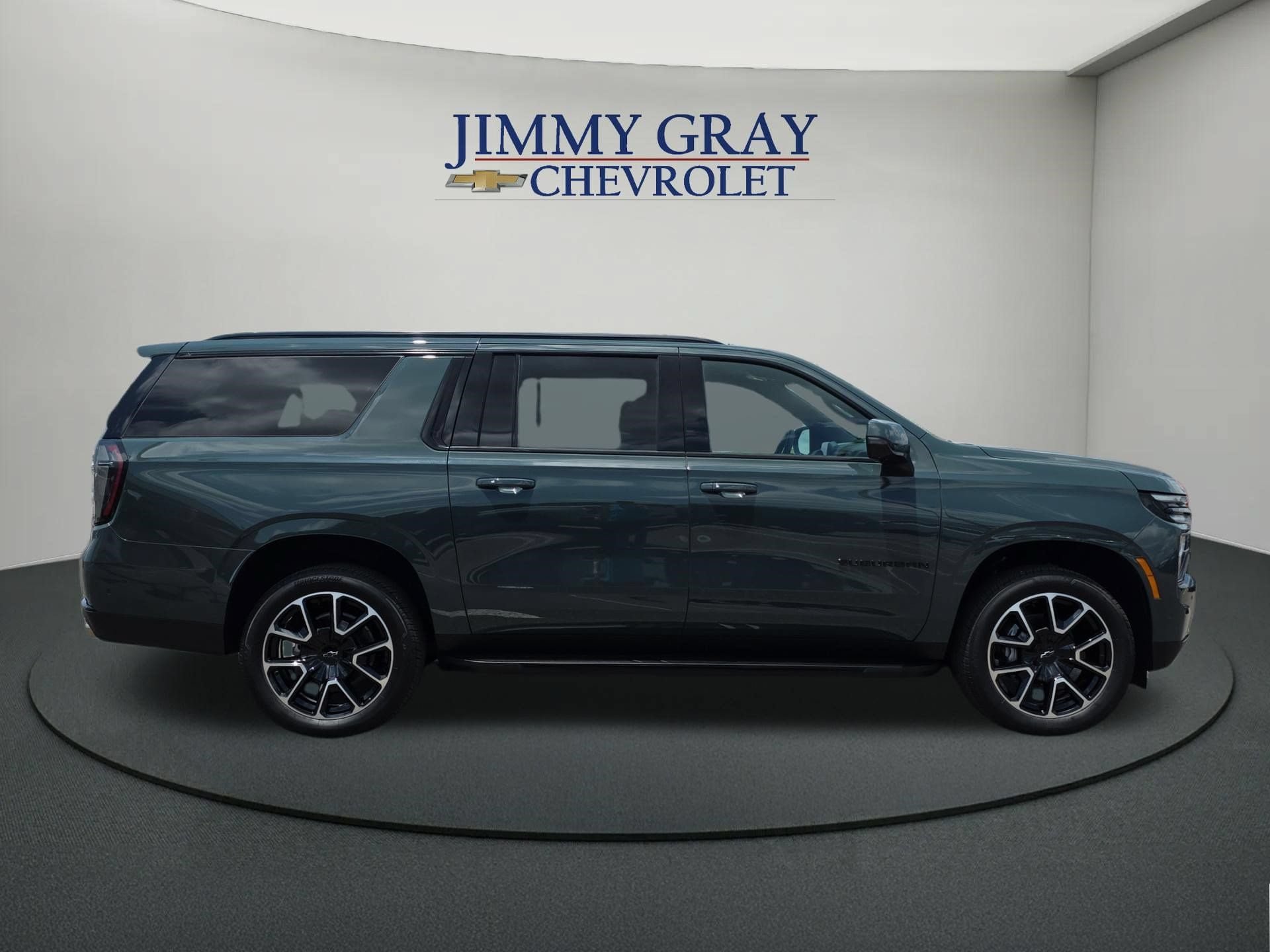 Used 2026 Chevrolet Suburban RST w/ Comfort Package RWD image 6
