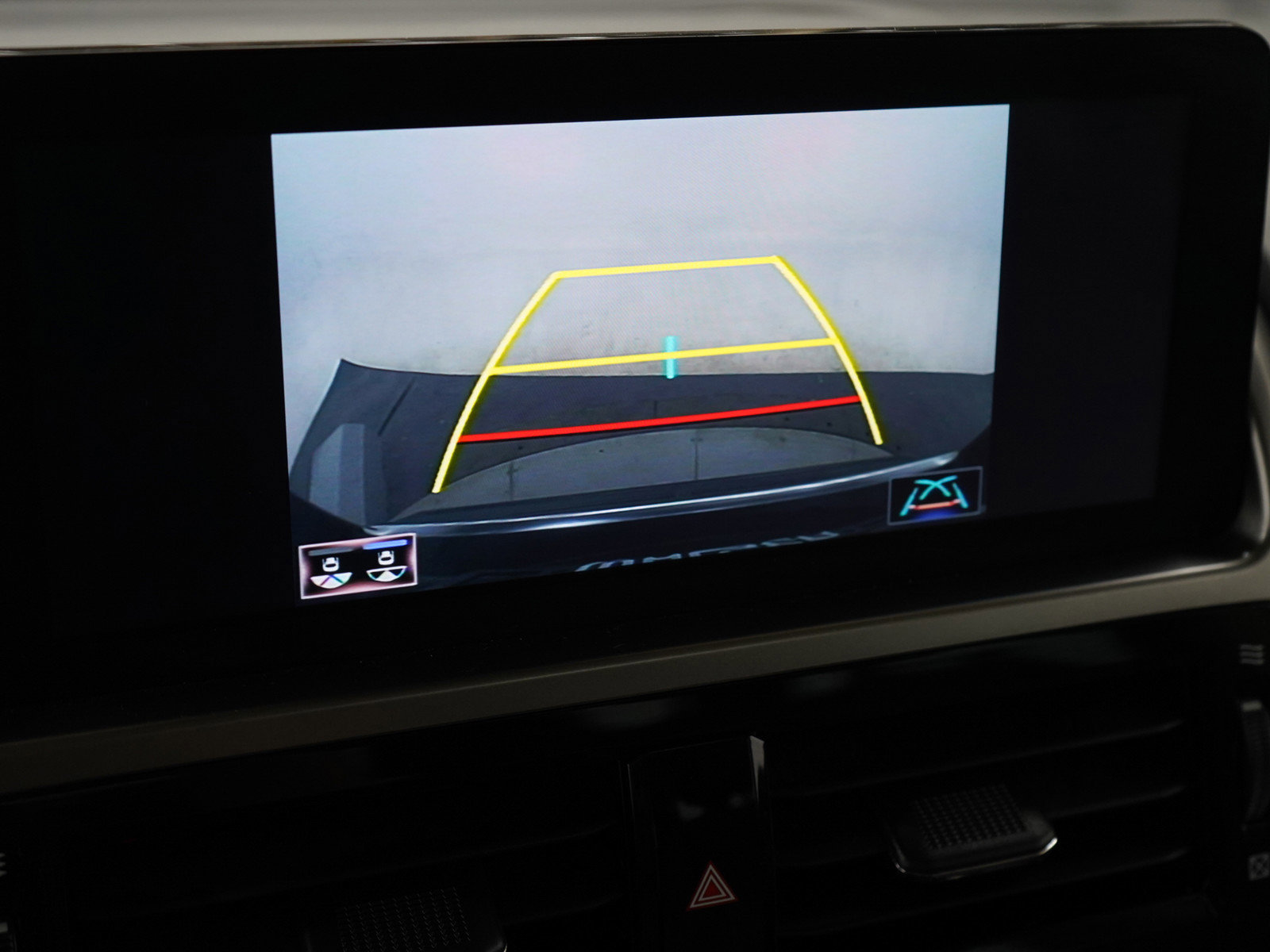 Used 2023 Lexus GX 460 Premium w/ Premium Package image 25