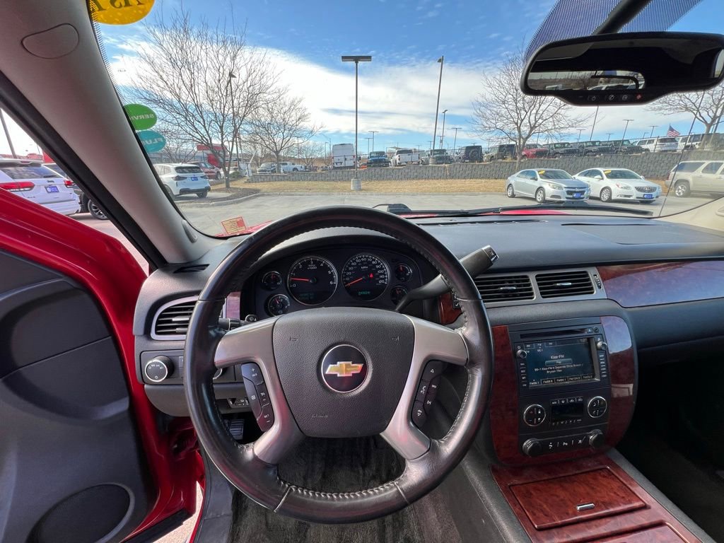 Used 2011 Chevrolet Avalanche LTZ image 37