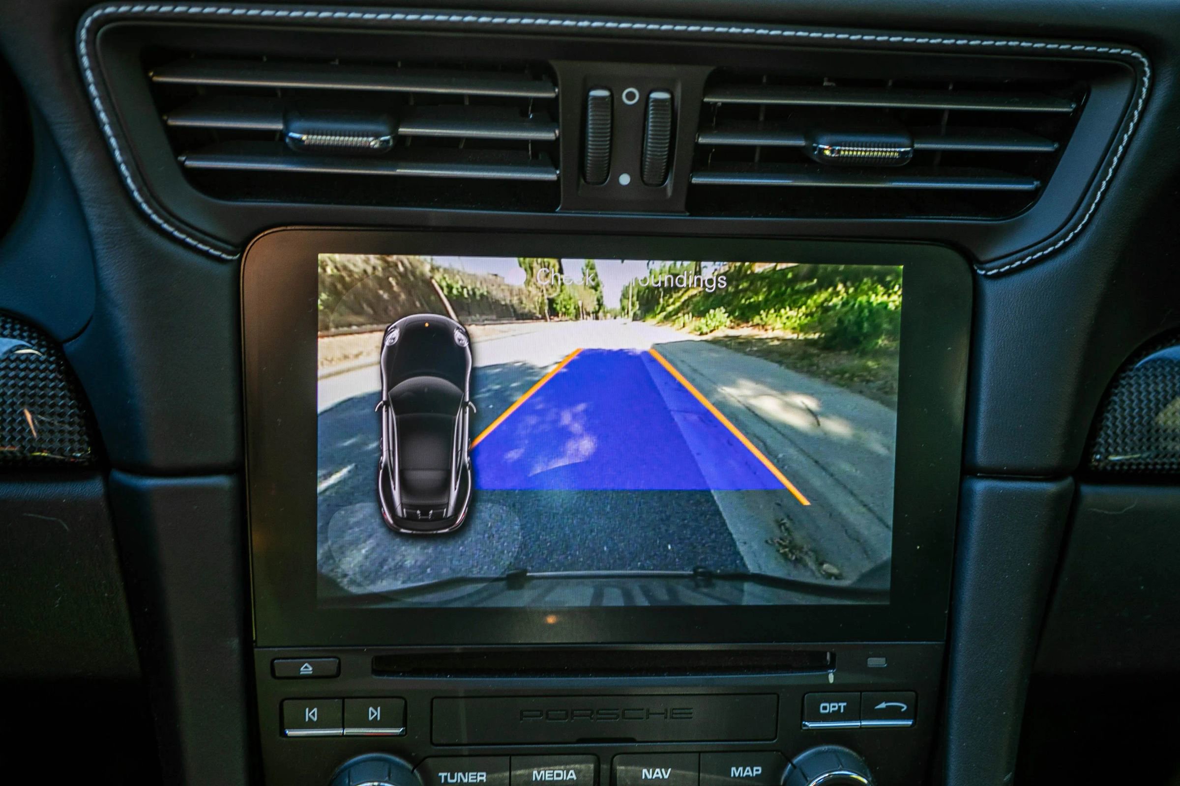 Used 2018 Porsche 911 Turbo S image 33