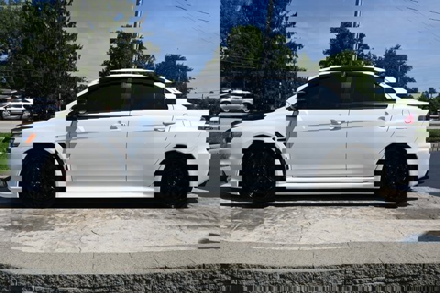 Used 2015 Mitsubishi Lancer Evolution Final Edition image 8