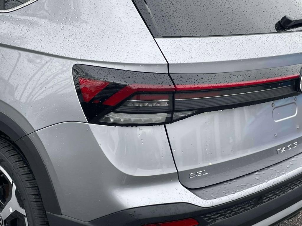 New 2026 Volkswagen Taos SEL AWD/4WD image 11