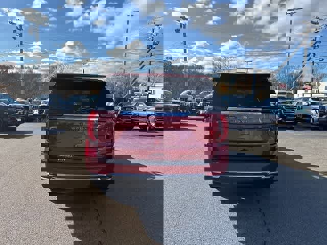 New 2026 GMC Yukon Elevation image 6