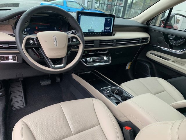 New 2026 Lincoln Corsair Reserve AWD/4WD image 17