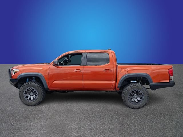 Used 2017 Toyota Tacoma TRD Off-Road w/ Tow Package AWD/4WD image 7