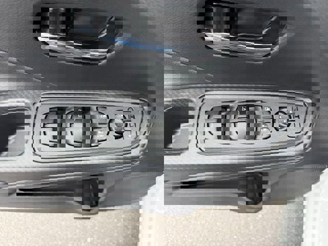 New 2025 Nissan Versa SV w/ Trunk Package image 11