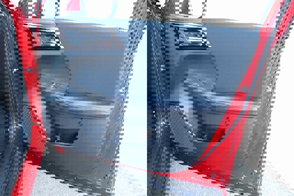 New 2025 Mitsubishi Outlander ES image 29