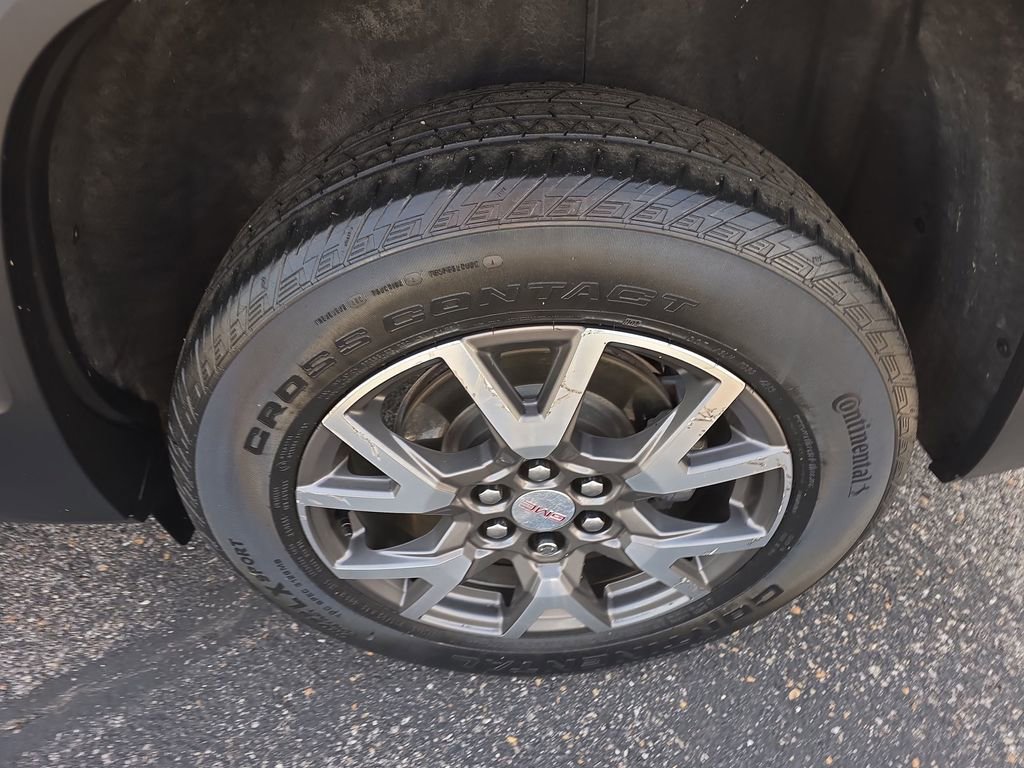Used 2020 GMC Acadia SLE w/ Driver Convenience Package image 14