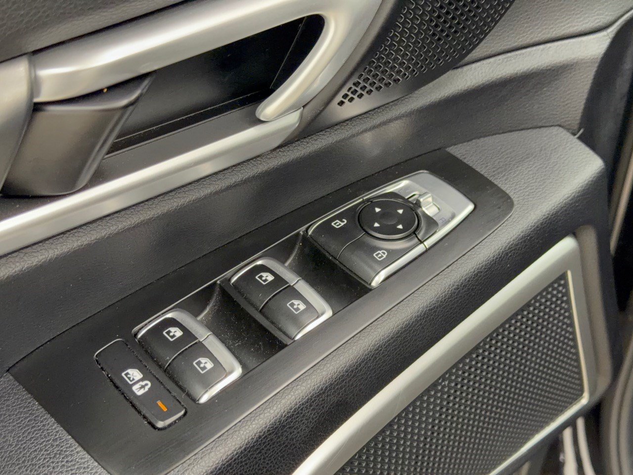 Used 2022 Kia Telluride S AWD/4WD image 15