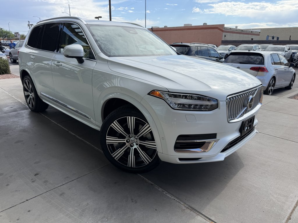 Used 2024 Volvo XC90 T8 Ultimate w/ Protection Package Premier AWD/4WD image 6